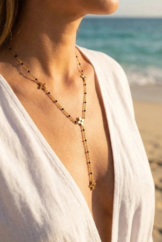 COLLIER LIORA